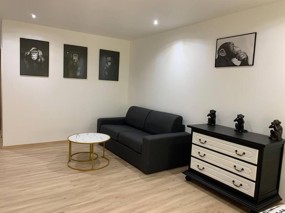 Gite, Maison Entiere Avec Billard Et Bel Espace De Vie La Grange Blicourt 외부 사진